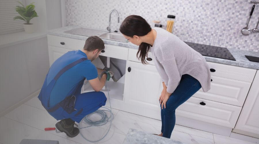 Expert burst pipe repair services in Ogdensburg, WI